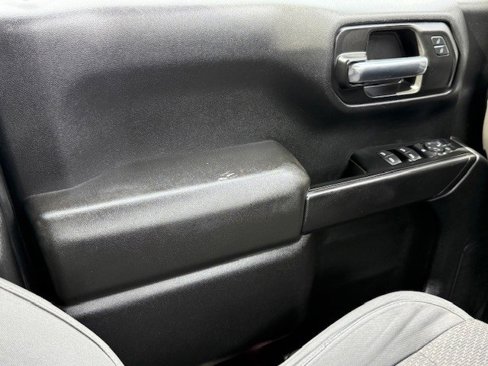 Used 2019 Chevrolet Silverado 1500 Custom Trail Boss w/ Custom Convenience Package image 28