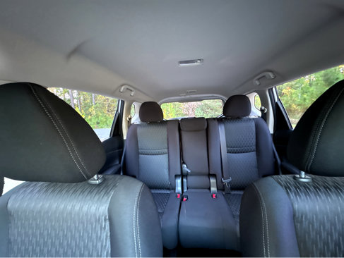 Used 2019 Nissan Rogue SV w/ Premium Package image 40