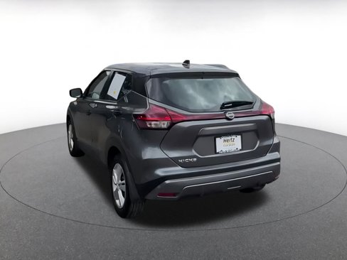Used 2024 Nissan Kicks S image 11