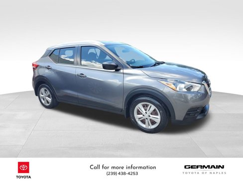 Used 2018 Nissan Kicks S image 5