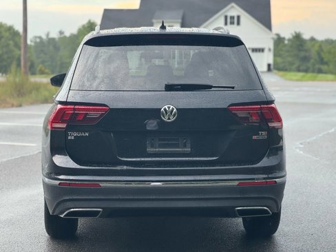 Used 2018 Volkswagen Tiguan SE w/ 3rd Row Seat Package image 8