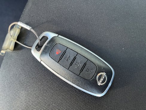 Used 2023 Nissan Versa SV image 22