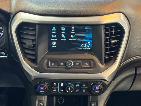 Used 2019 GMC Acadia SLE image 29