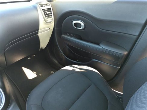 Used 2017 Kia Soul + w/ Designer's Package image 22
