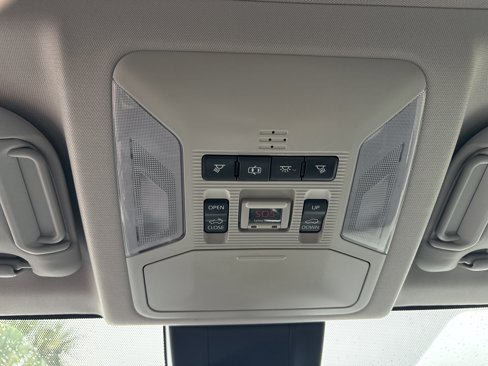 Used 2019 Toyota RAV4 XLE image 38