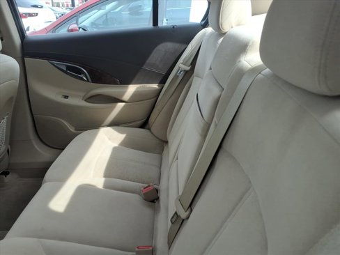 Used 2013 Buick LaCrosse image 11