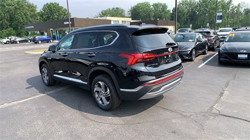 Used 2021 Hyundai Santa Fe SEL w/ Convenience Package image 3