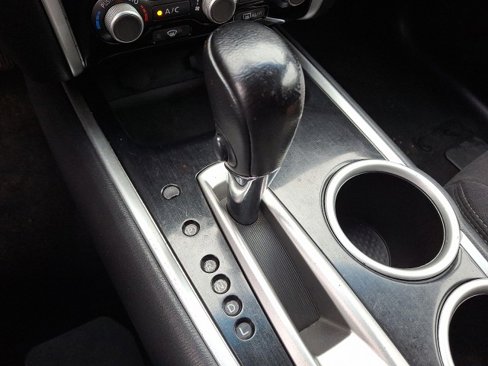 Used 2014 Nissan Pathfinder SV image 21