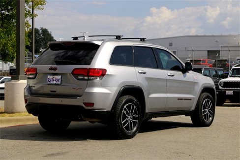 Used 2018 Jeep Grand Cherokee Trailhawk w/ Trailhawk Luxury Group image 5