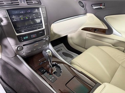 Used 2011 Lexus IS 250 image 20
