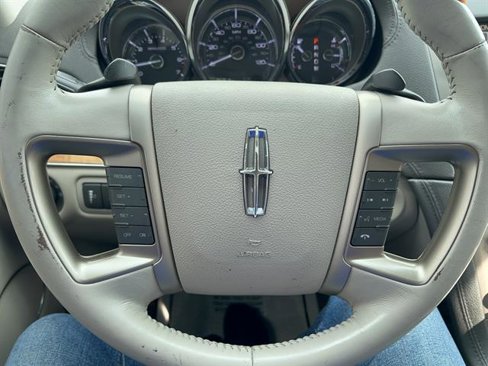 Used 2011 Lincoln MKT AWD w/ 201A Rapid Spec Order Code image 20