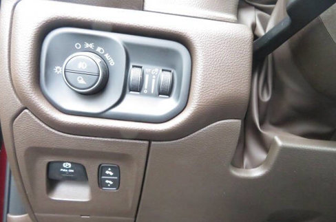 New 2025 RAM 1500 Laramie image 18