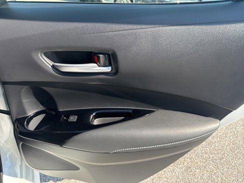 Used 2022 Toyota Corolla SE image 23