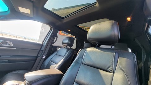 Used 2015 Ford Explorer XLT w/ Equipment Group 202B image 13