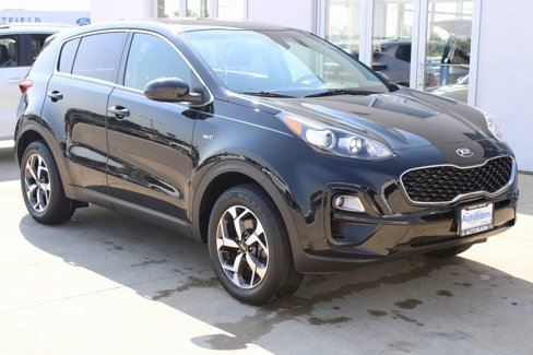 Used 2020 Kia Sportage LX image 1