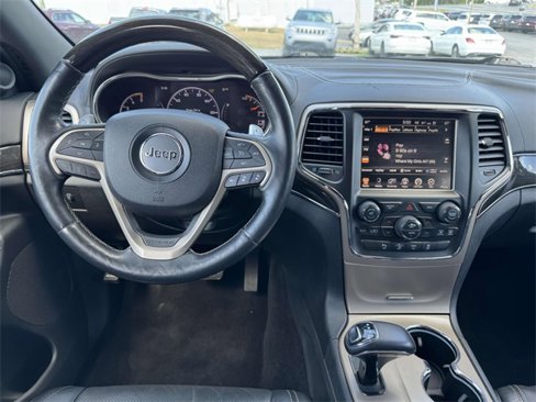 Used 2014 Jeep Grand Cherokee Overland w/ Advanced Technology Group image 2