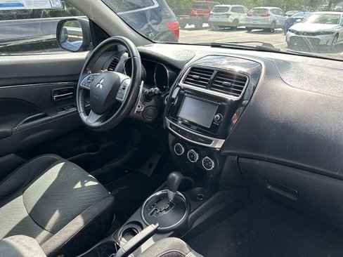 Used 2015 Mitsubishi Outlander Sport SE image 6