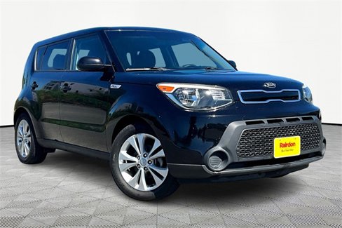 Used 2015 Kia Soul + image 1