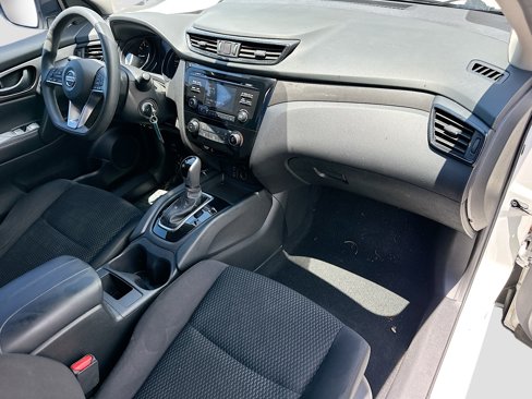 Certified 2017 Nissan Rogue Sport S image 27