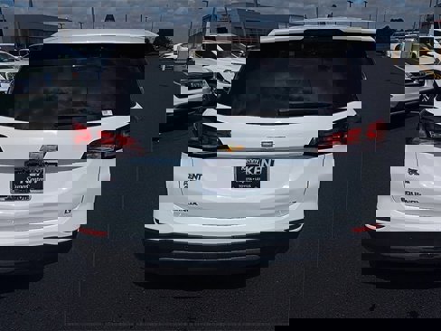Used 2022 Chevrolet Equinox LT image 5