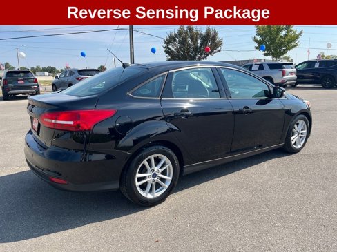 Used 2016 Ford Focus SE w/ SE Power Seat Package image 5