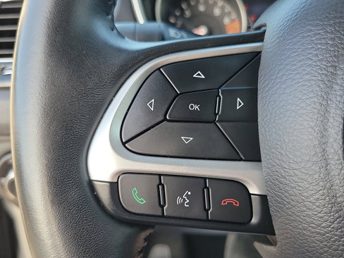 Used 2018 Jeep Compass Altitude w/ Popular Equipment Group image 5