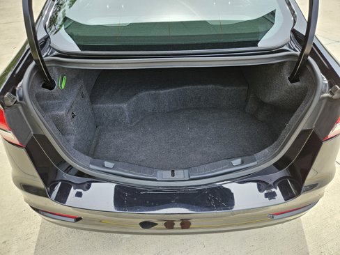 Used 2019 Ford Fusion SEL image 12