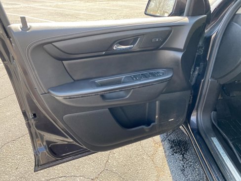 Used 2017 GMC Acadia Limited SLT image 10