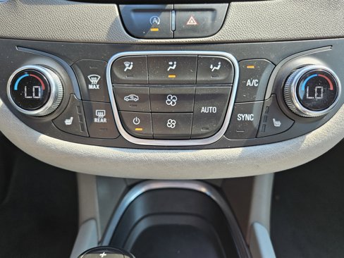Used 2020 Chevrolet Malibu LT image 21