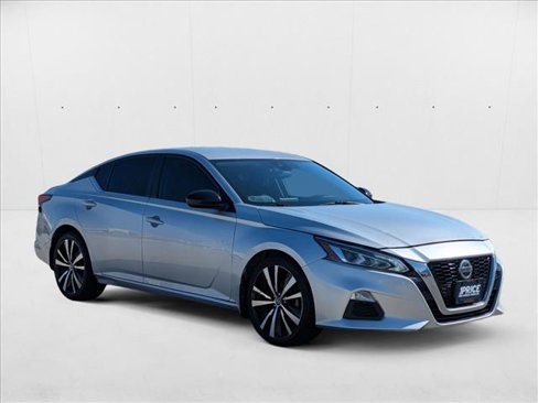 Used 2020 Nissan Altima 2.5 SR image 3