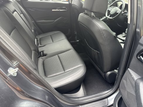 Used 2022 Kia Seltos SX w/ Sunroof Package image 21