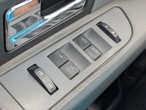 Used 2014 Ford F150 XLT image 10