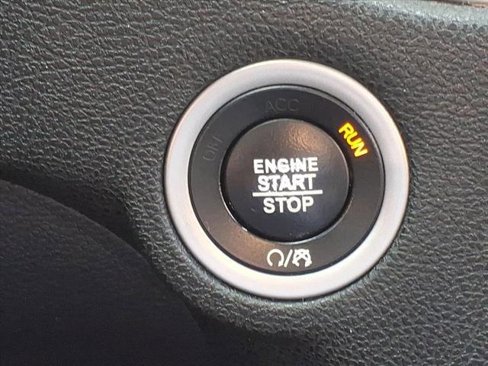 Used 2019 Dodge Charger GT image 19