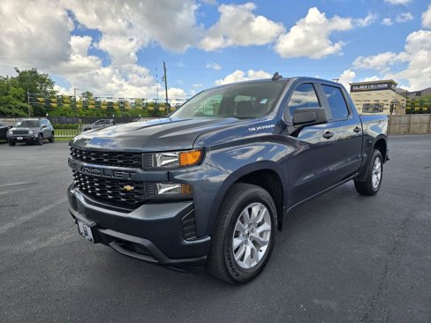 Used 2020 Chevrolet Silverado 1500 Custom w/ Custom Value Package image 1