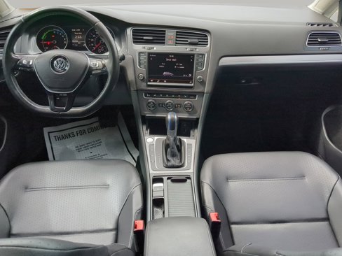 Used 2016 Volkswagen e-Golf SEL Premium image 41