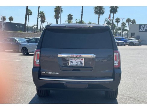 Used 2016 GMC Yukon XL Denali w/ Open Road Package image 4