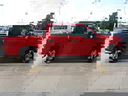 Used 2018 Ford F150 XLT image 10