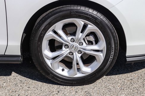 Certified 2025 Honda Accord LX image 12