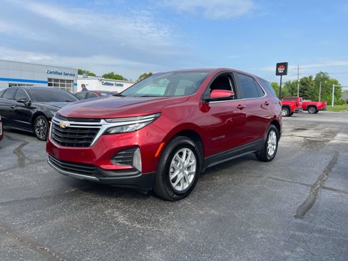 Used 2023 Chevrolet Equinox LT image 1