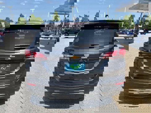Certified 2023 Chevrolet Equinox LT w/ Driver Convenience Package image 5