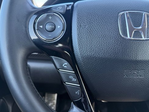 Used 2017 Honda Accord Sport image 20