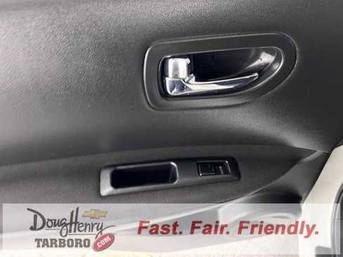 Used 2012 Nissan Rogue S image 29