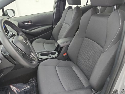 Used 2024 Toyota Corolla SE image 14