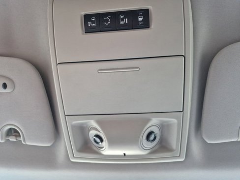 Used 2012 Chrysler Town & Country Touring w/ Entertainment Group #1 image 25
