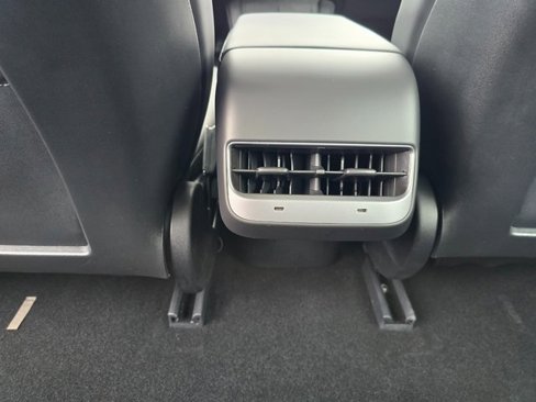 Used 2022 Tesla Model 3 Long Range image 34