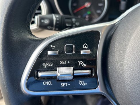 Used 2021 Mercedes-Benz GLC 300 image 45