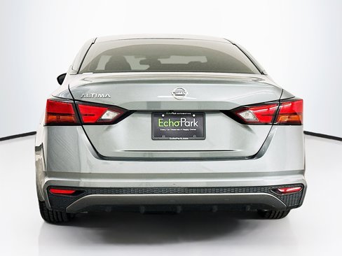 Used 2022 Nissan Altima 2.5 S image 7