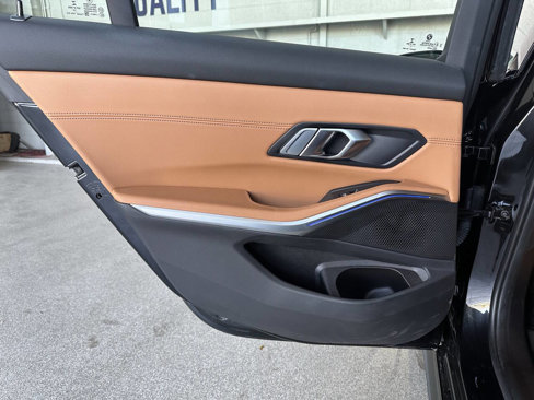 Used 2021 BMW M340i xDrive w/ Premium Package image 11