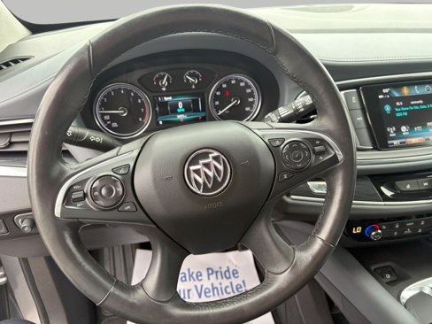 Used 2019 Buick Enclave Essence image 12