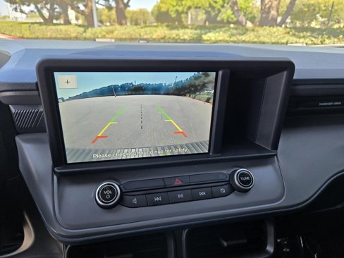 Used 2023 Ford Maverick XL image 10